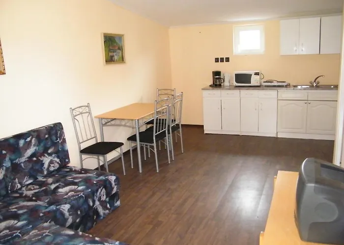 Haus Liberty 3* Balatonlelle